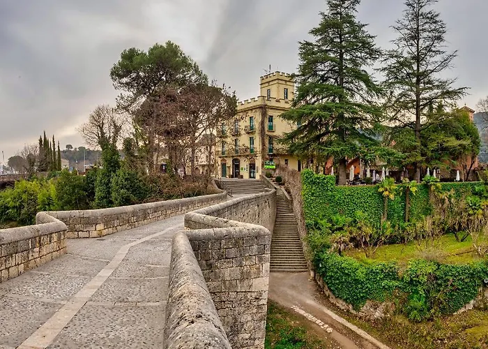 Els Jardins De La Martana