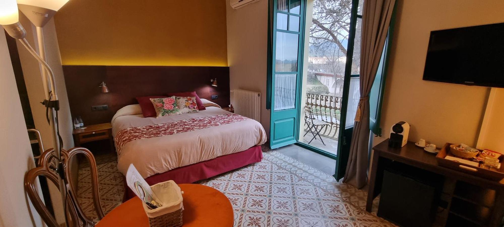 Els Jardins De La Martana Hotel 3*