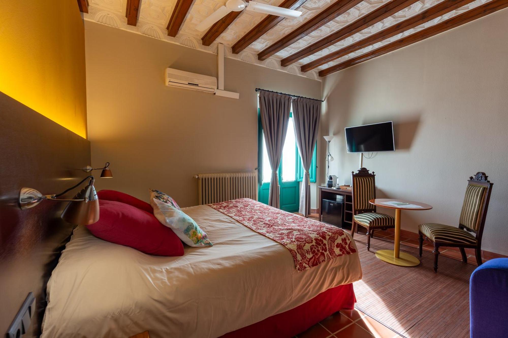 Hotel Els Jardins De La Martana 3*