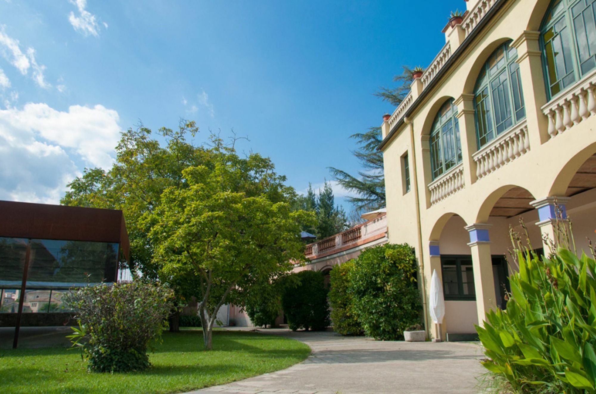Els Jardins De La Martana 3*